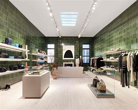 Loewe store